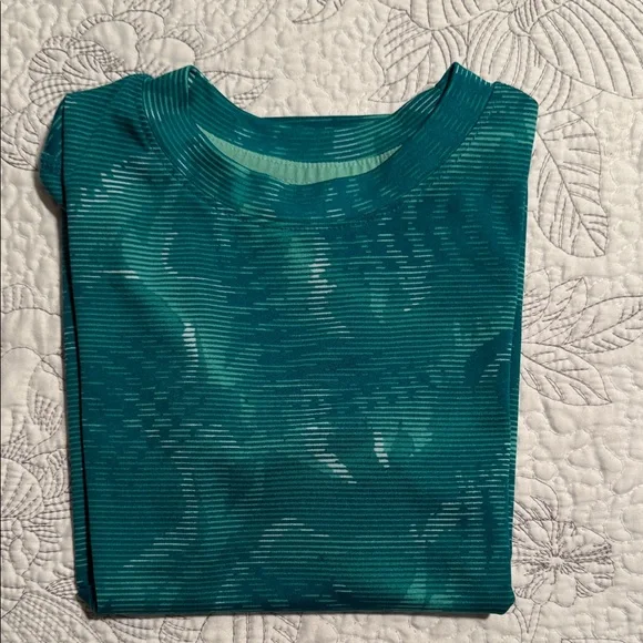 All in Motion Teal Graphic Tee - Picture 4 of 4